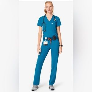 FIGS Scrub Alps Blue Set Sz XS/XSP bottoms